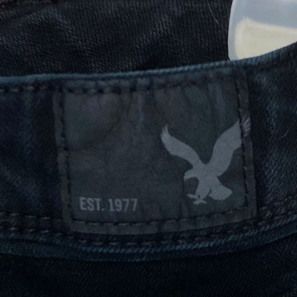 AEO Black Button-Up Shorts - Picture 3 of 6